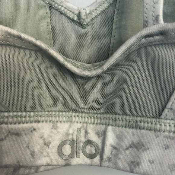 Alo Yoga Goddess Bra - Picture 8 of 10
